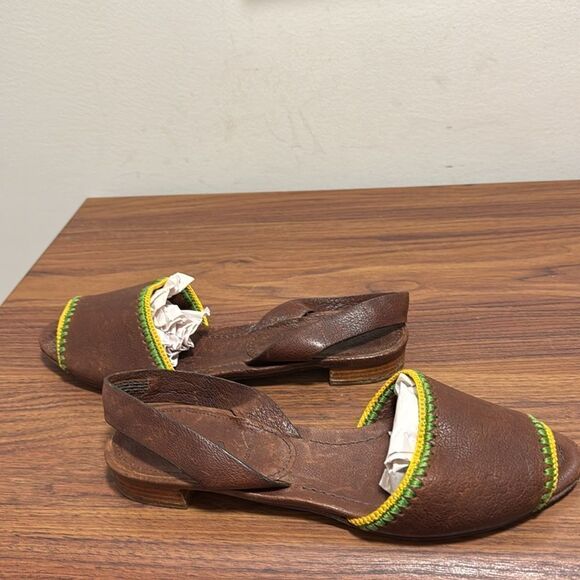 Vintage Prada Brown Flat Leather Sling Back Open Toe Shoes. Size 7.5. - Picture 3 of 6